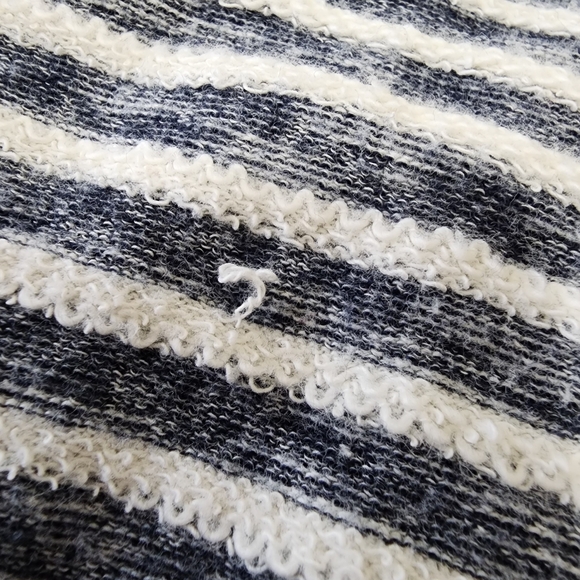 Style & Co Striped Lace Shoulder Long Sleeve Top w/ Chiffon Hem – Size Small - Picture 13 of 14